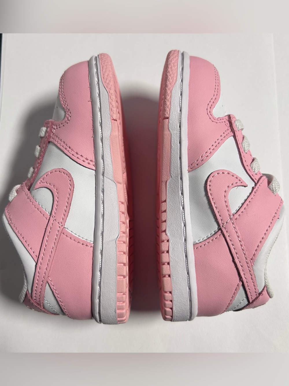 NWOB Nike Dunk Low Toddler sneakers smooth pink and white leather Overlays 8C